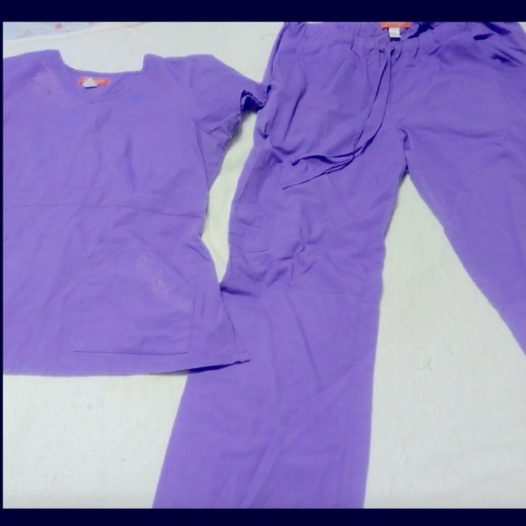 Orange brand scrubs set - Picture 1 of 2